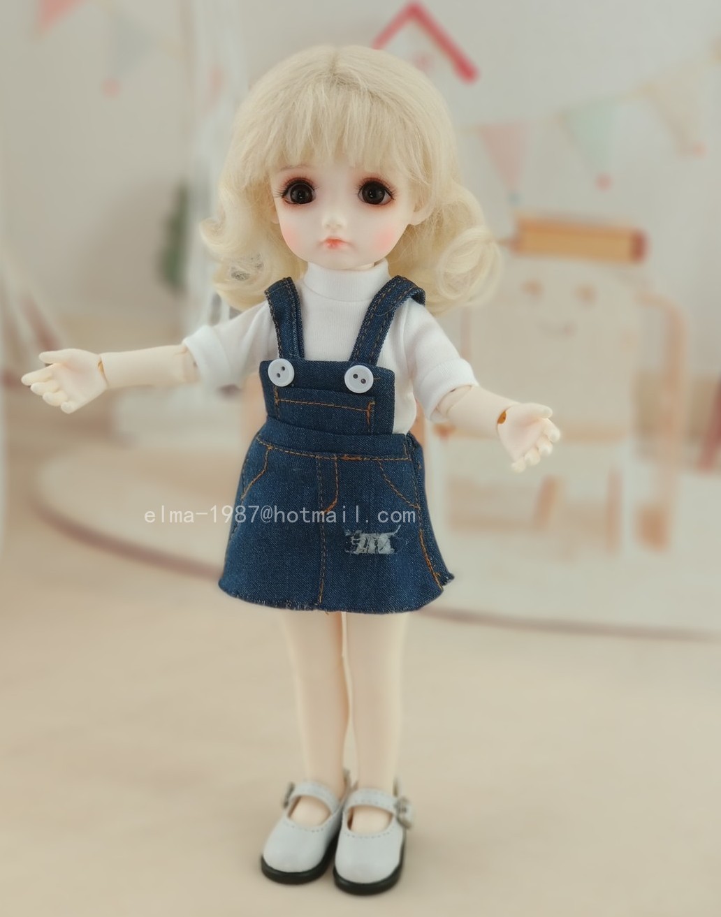 Blue denim skirt and white T-shirt for 1/6 size BJD - Click Image to Close